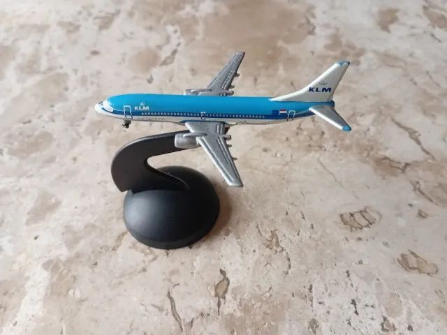 Miniatura Boeing 737 KLM - Hobbies e coleções - Parolin, Curitiba