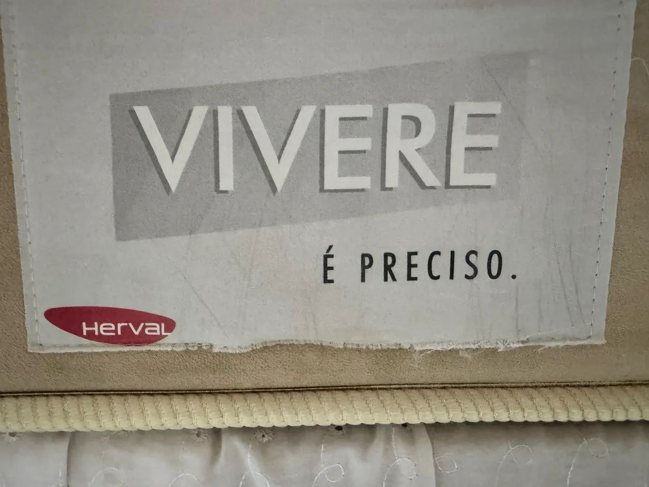 Vendo cama casal box Queen  - Foto 3