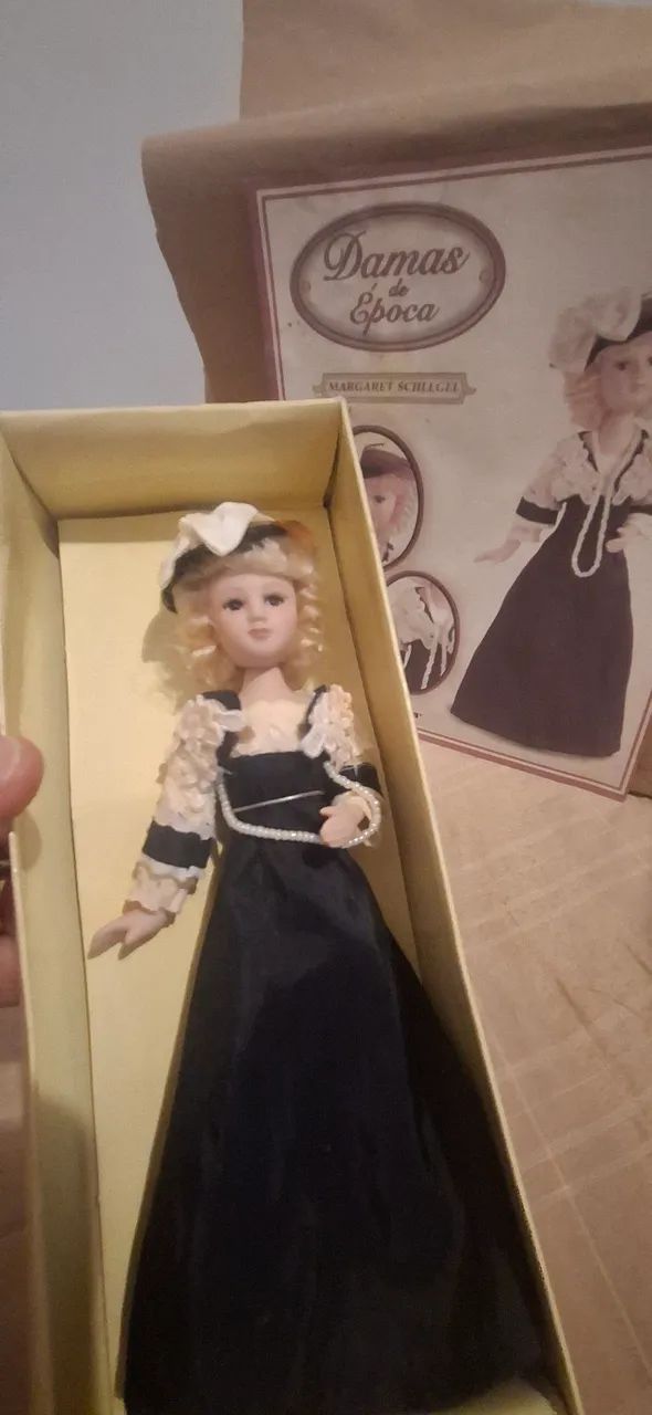Boneca Damas da Época  - Foto 3