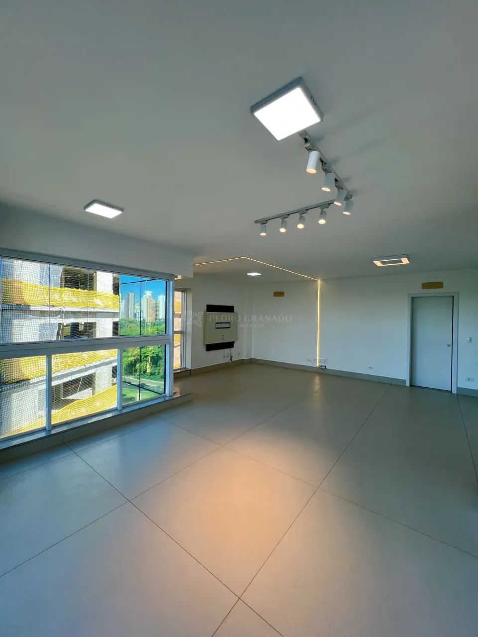 Apartamento com 03 suítes - Zona 03 - Foto 4
