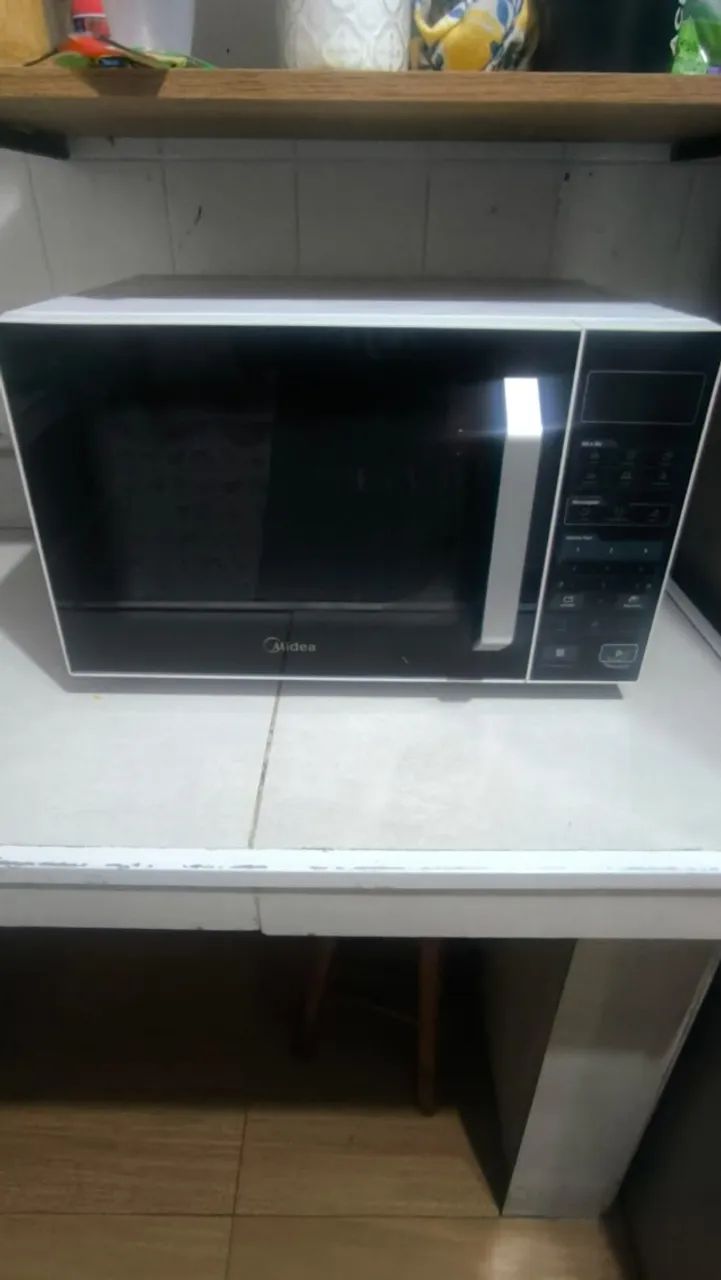 Microondas Midea 20L 127V
