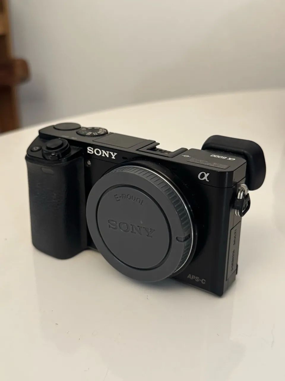 Câmera sony A6000