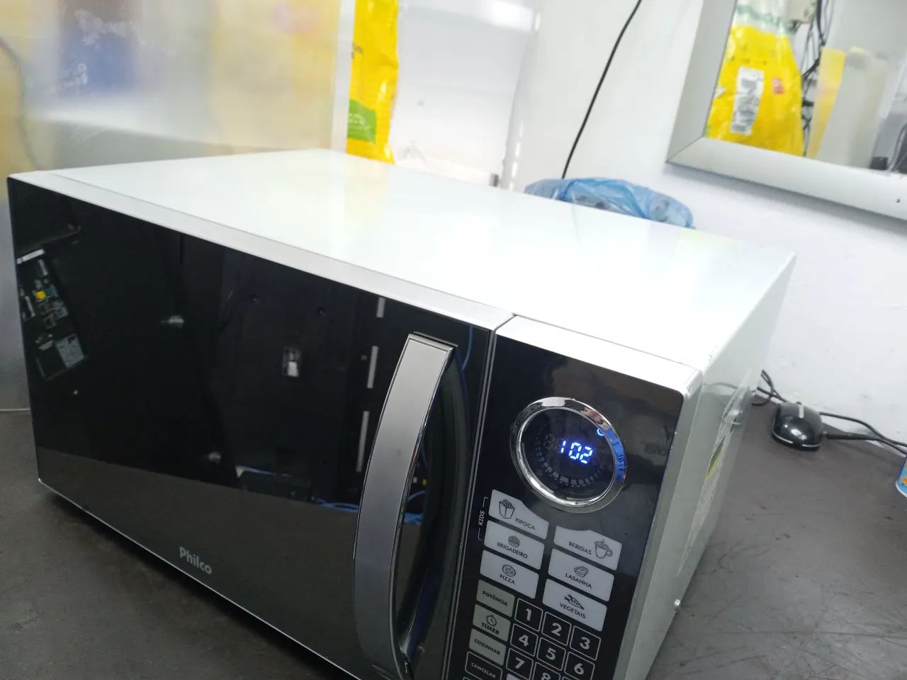 MICROONDA MARCA PHILCO MODELO PME31  - Foto 3