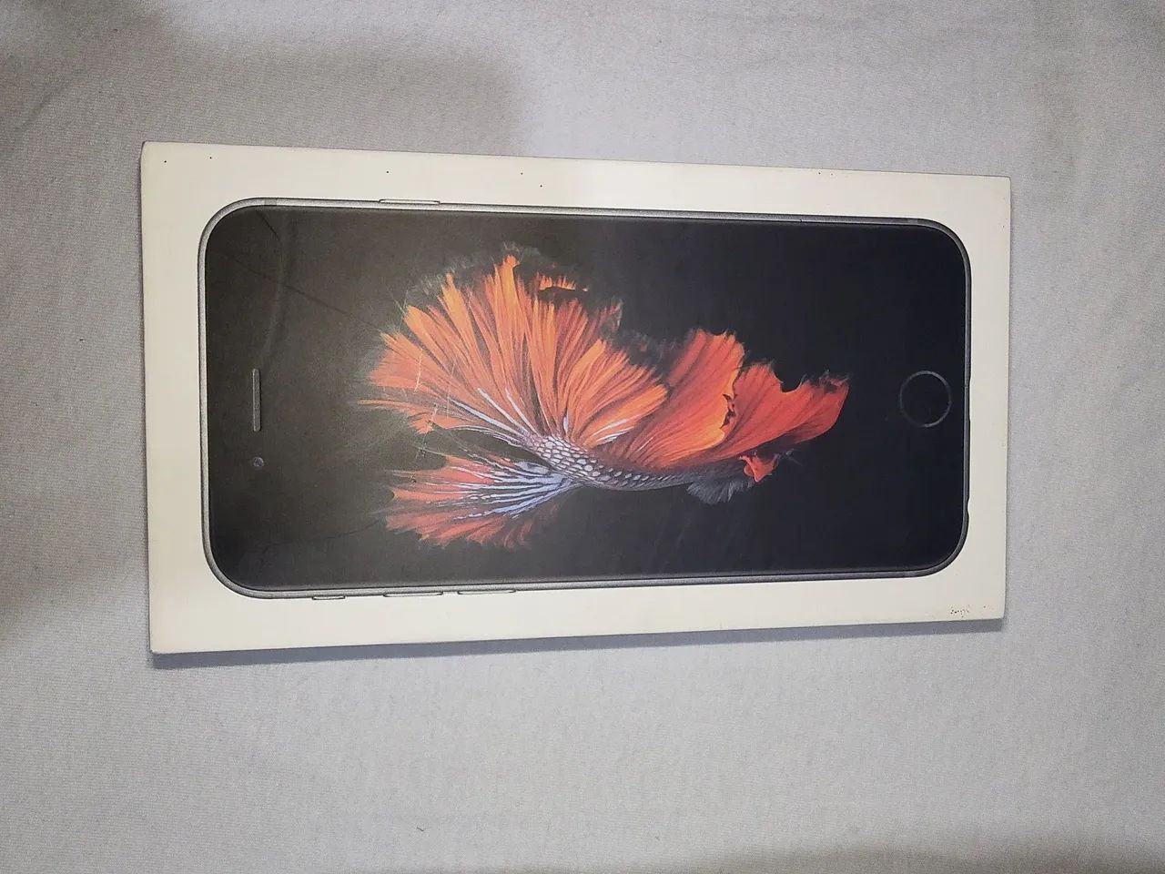 Caixa iPhone 6s.. vazia..