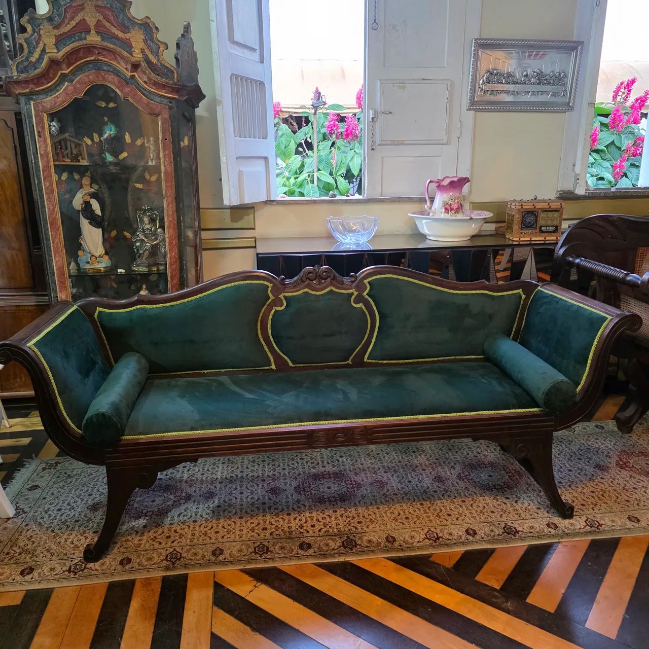 Móveis antigos, marquesa classica antiga - Foto 2