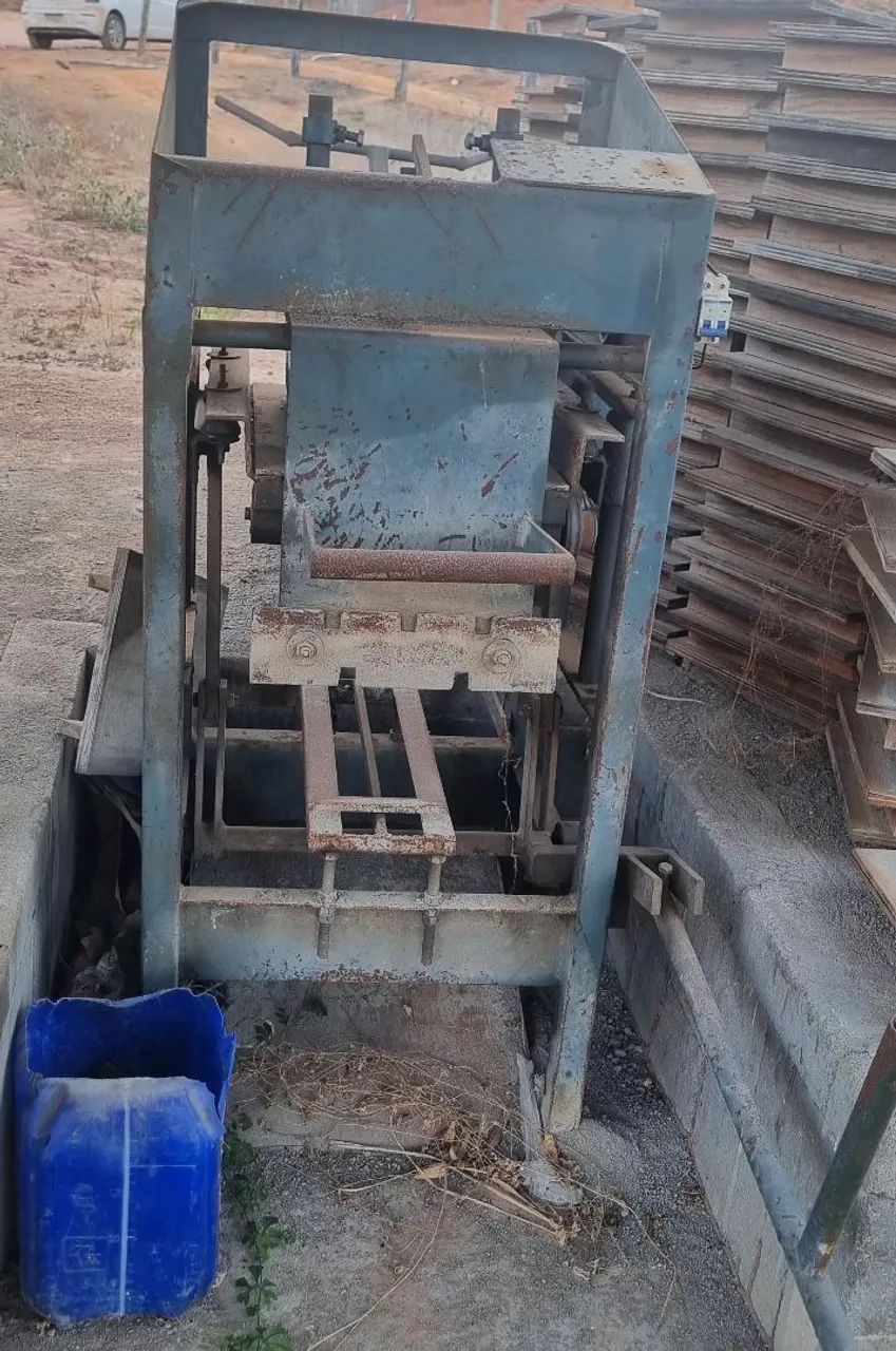 MAQUINA DE BLOCO