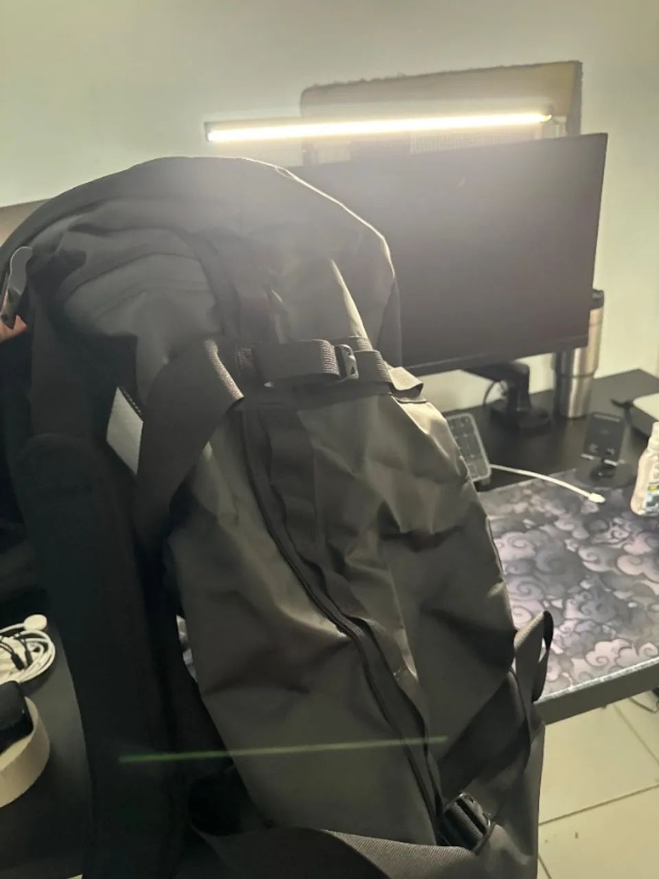 Mochila The North Face Base Camp Duffel L - Usada 1 Vez - Foto 3