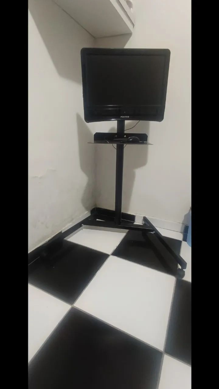 Computador All in One Positivo Master 19" + Suporte/Pedestal com Rodinhas