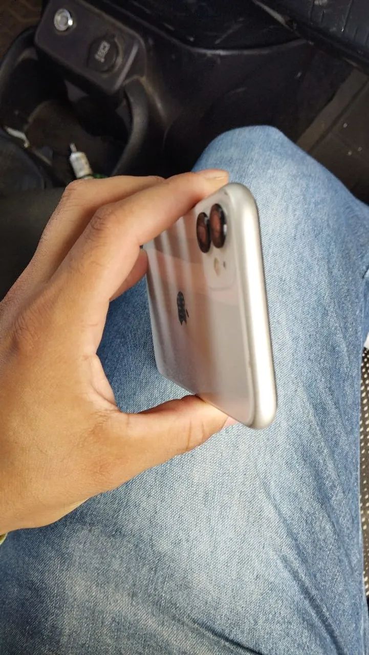 iPhone 11 64G  - Foto 4