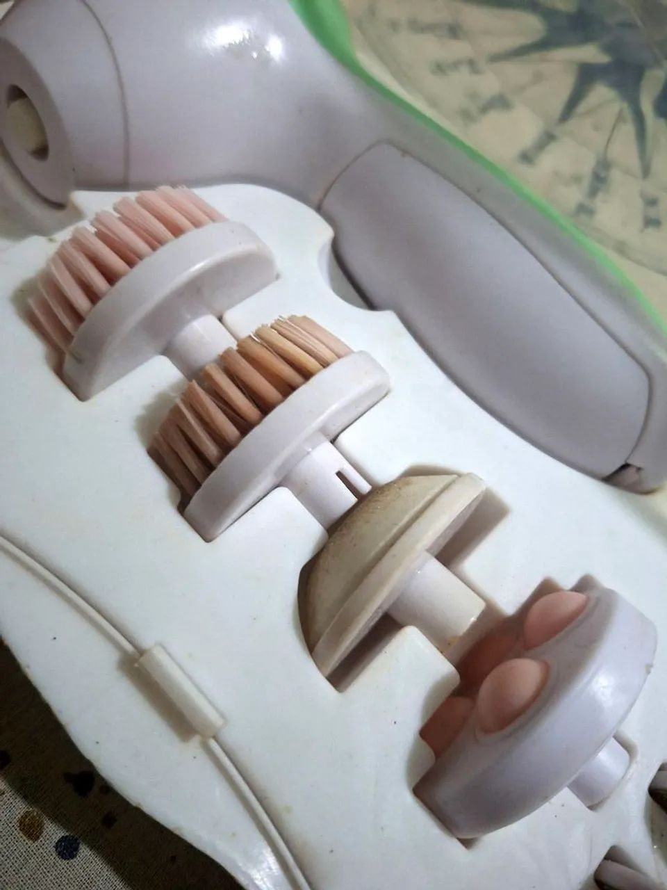 Kit de limpeza para rosto e pés  - Foto 5