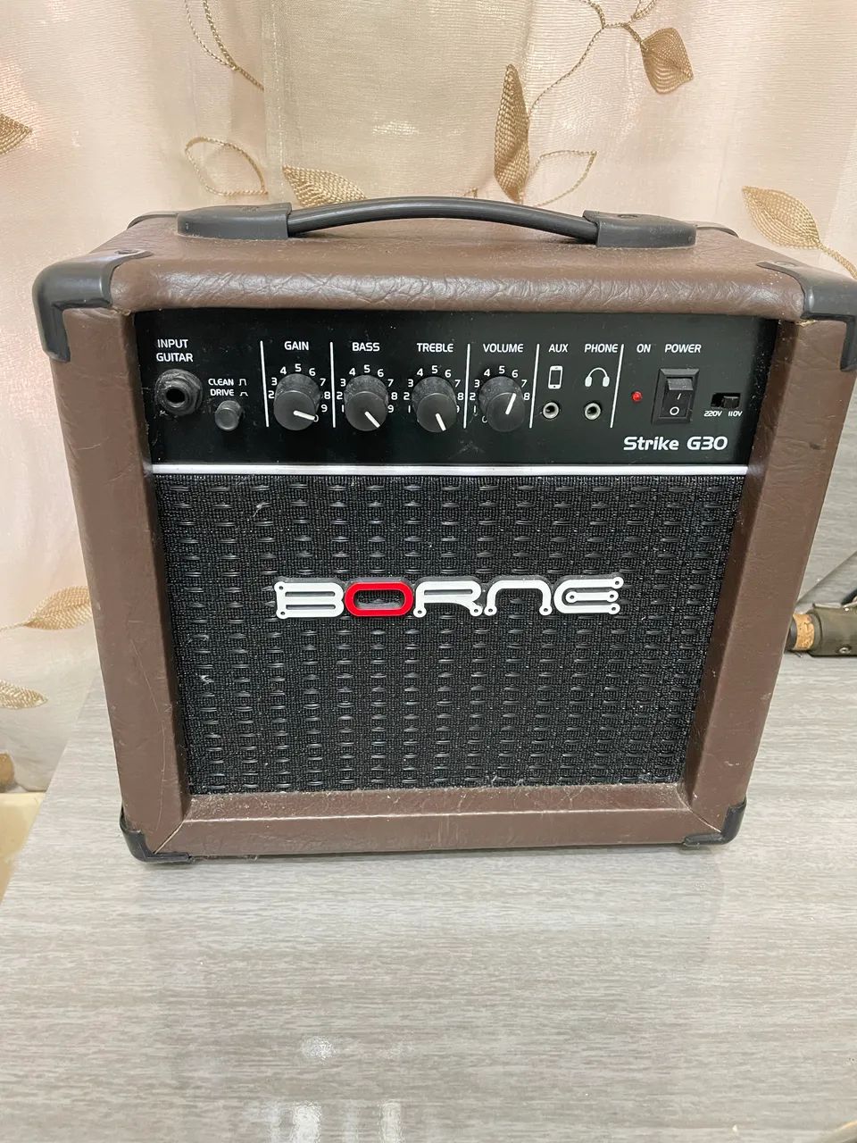 Cubo amplificado Borne