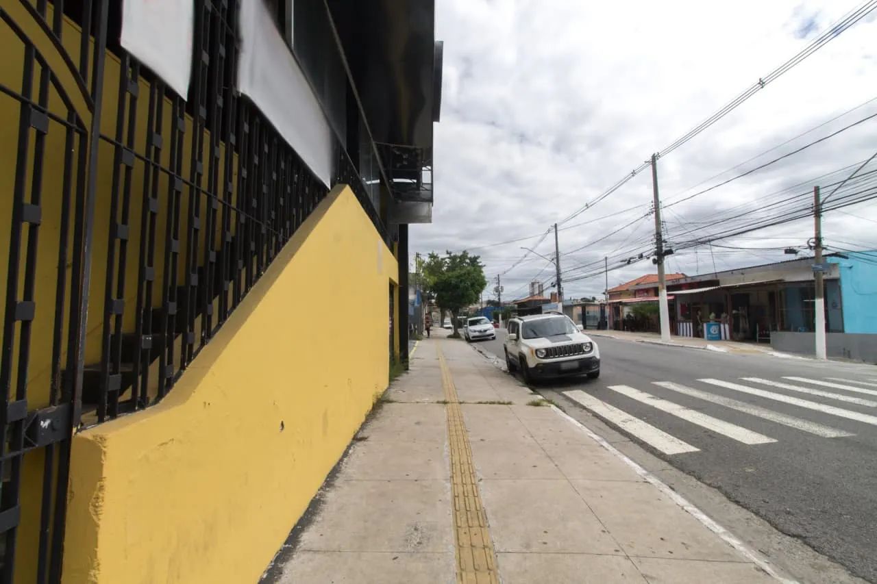 Prédio comercial na Rua Miguel Rachid, 246  200 m² - Foto 2