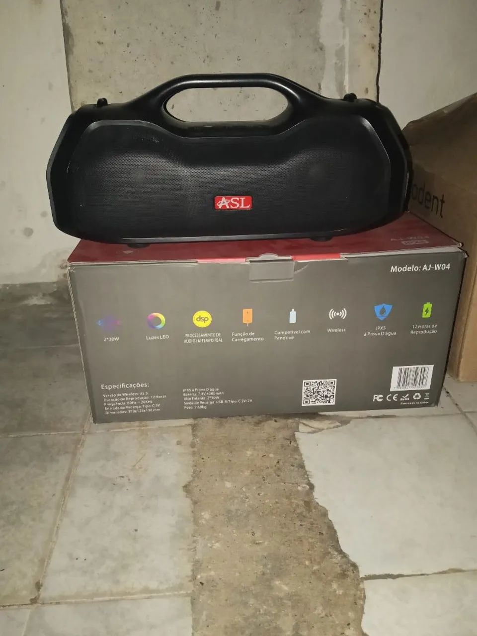 Caixa de som bombox
