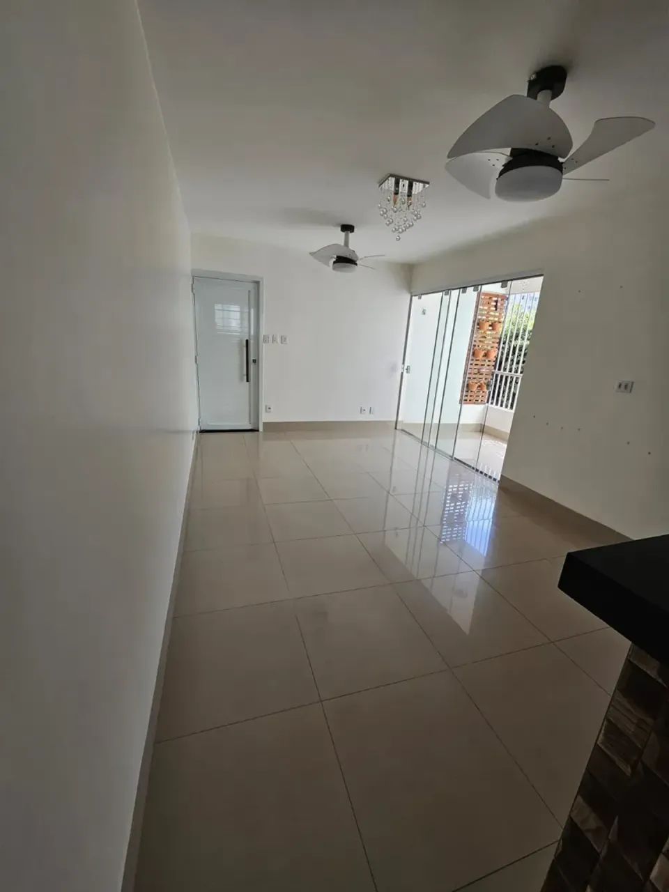 apartamento para alugar com 3 quartos e sacada bairro terra nova próximo do centro politic - Foto 3