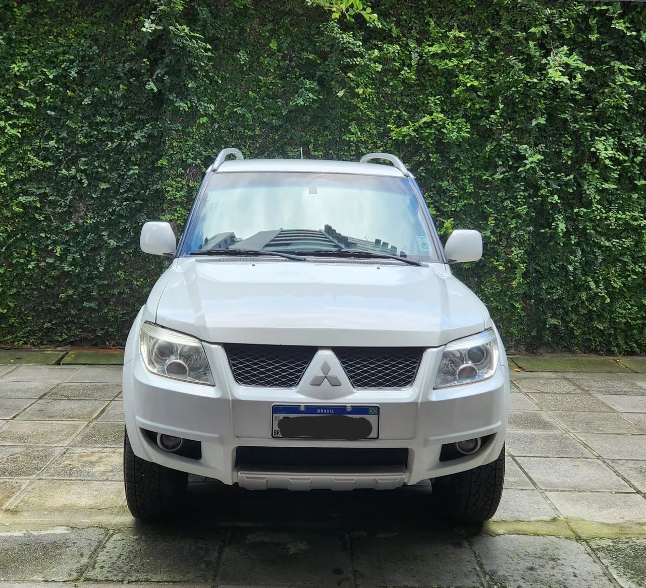 Mitsubishi Pajero 2013