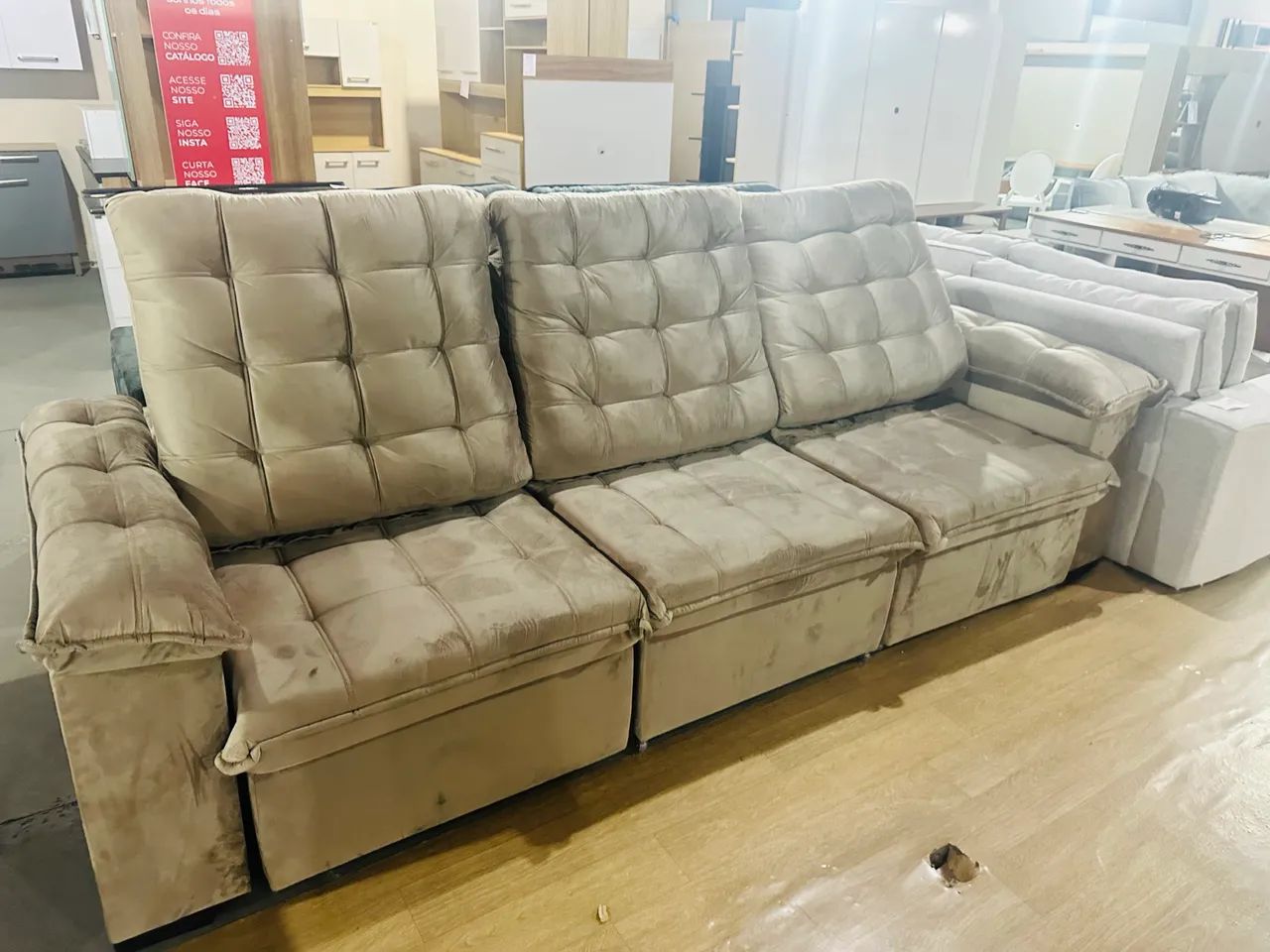 Sofá retrátil e reclinável 2,90 / NOVO / entregamos  - Foto 3