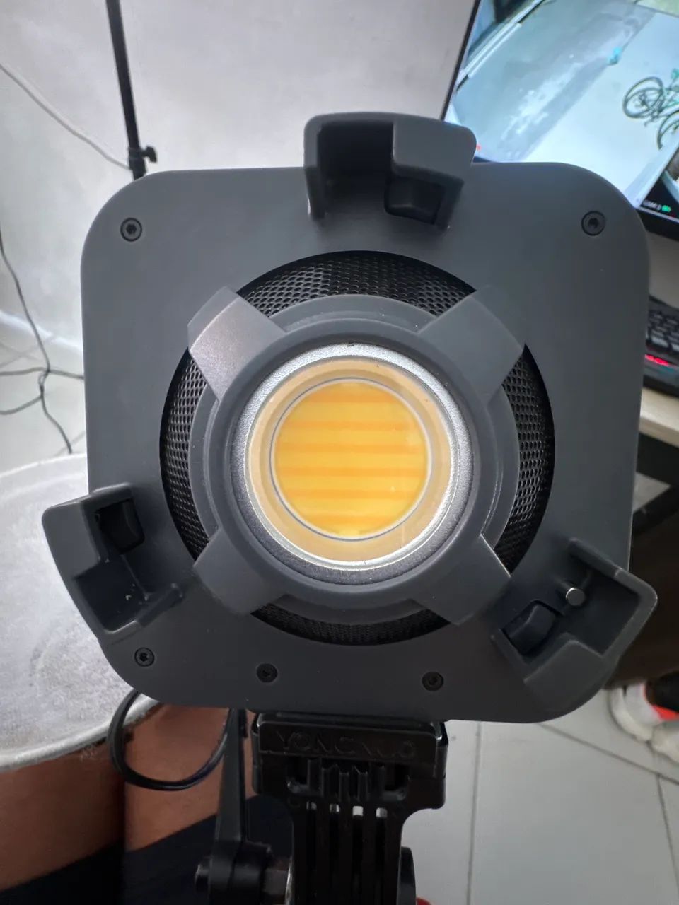 Yongnuo ynlux 100 - Foto 3