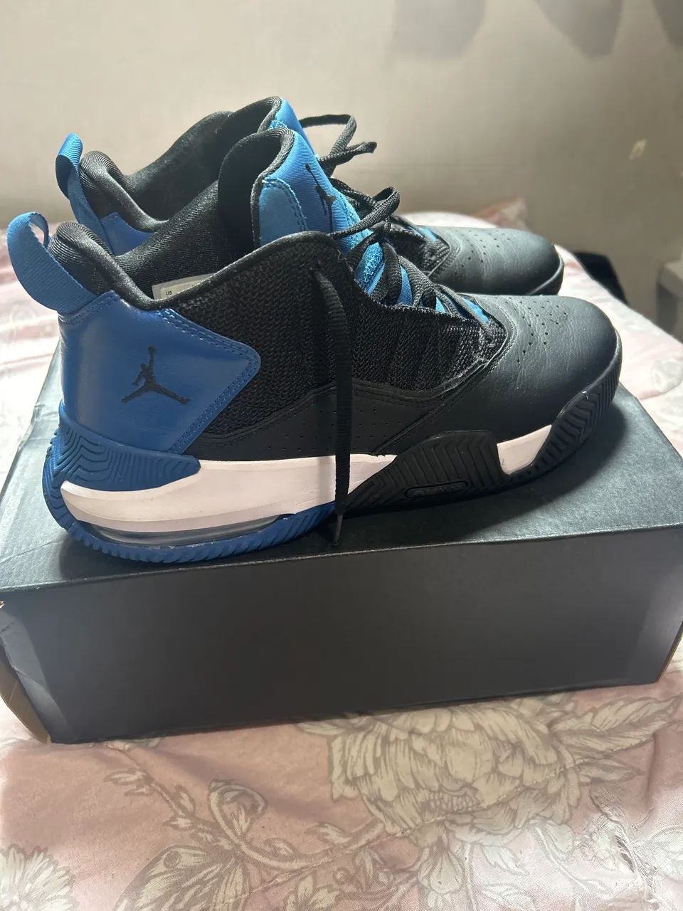 Jordan STAY LOYAL