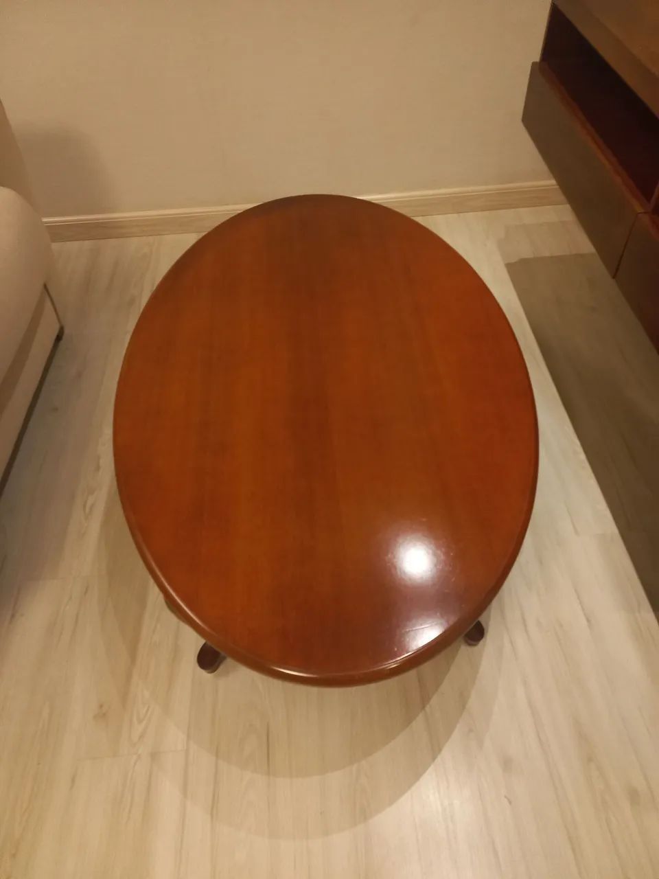 Mesa centro estilo inglês em madeira maciça  - Foto 2