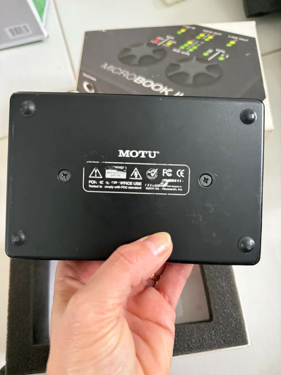 Interface de Áudio MOTU MicroBook II USB Profissional - Foto 5