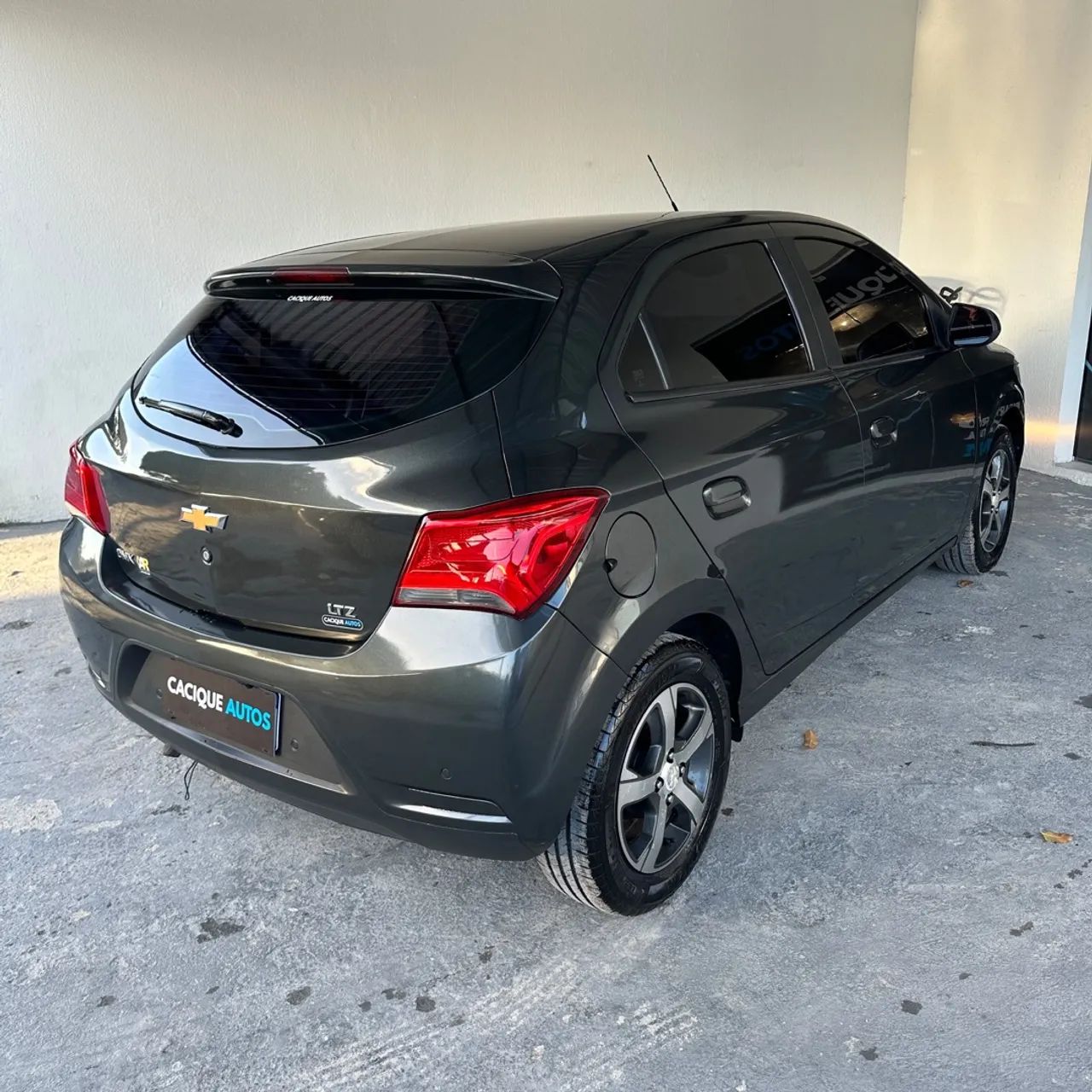 Onix 1.4 LTZ Automático 2017 - Foto 3