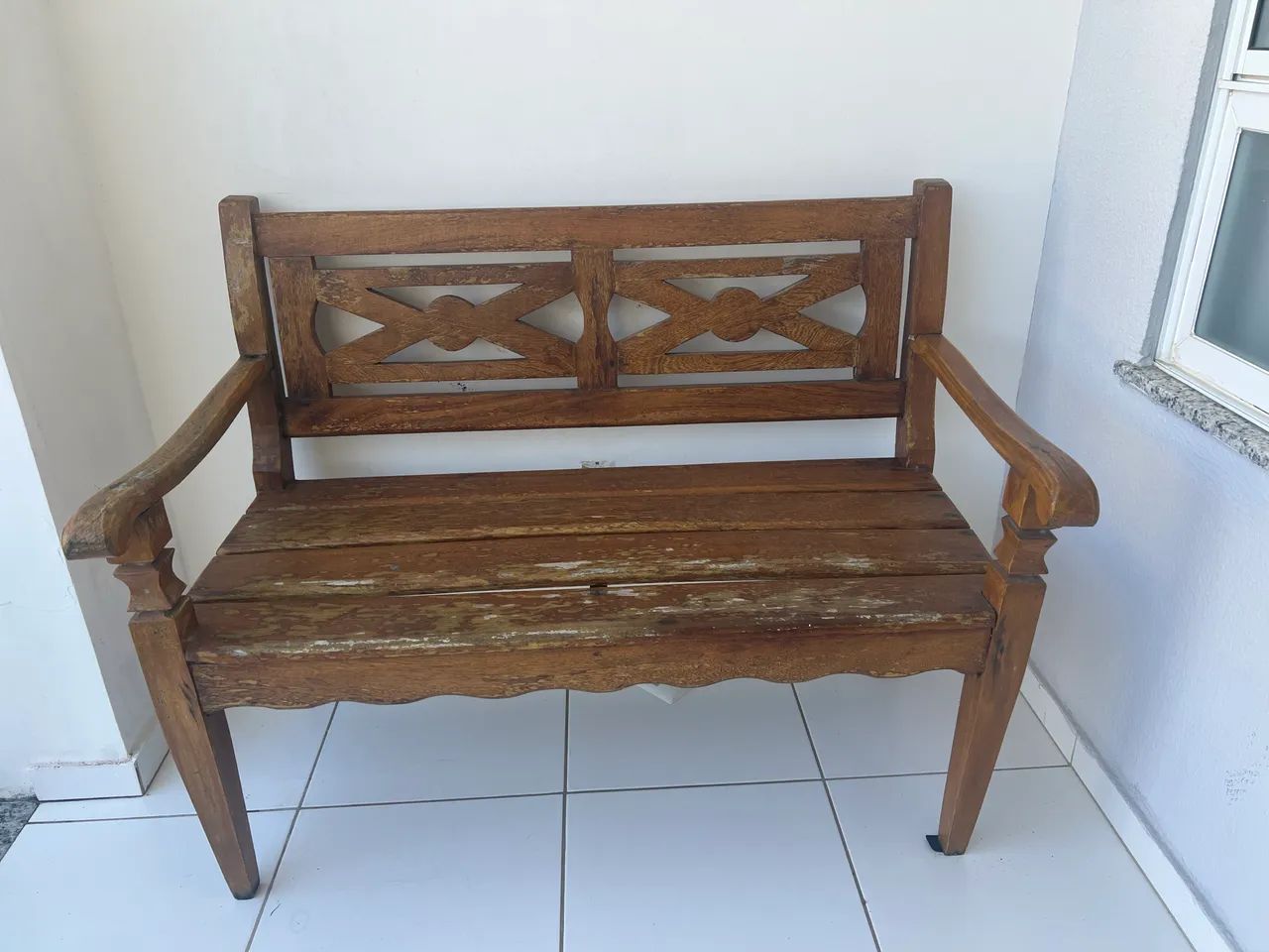 Banco de madeira