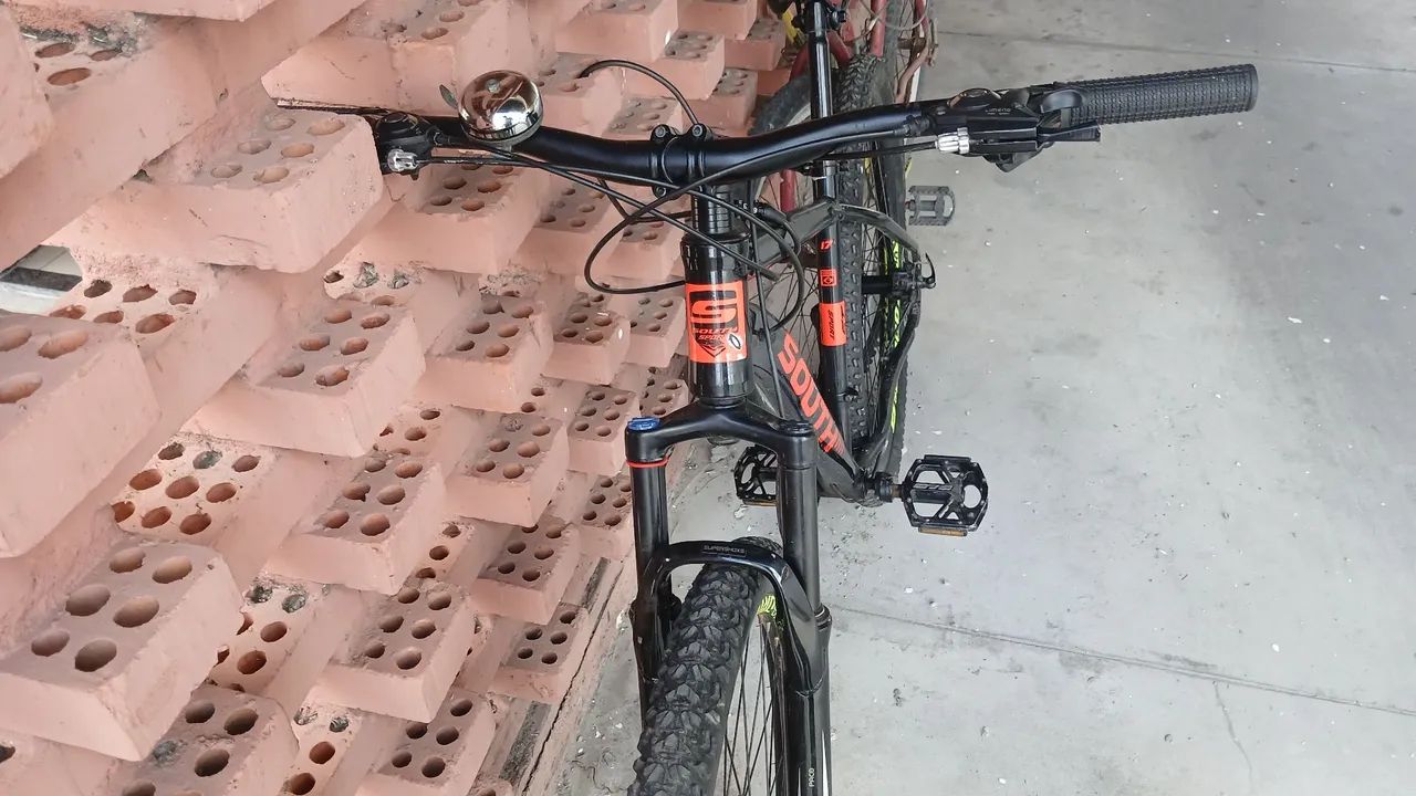 Vende-se bicicleta aro29 - Foto 5