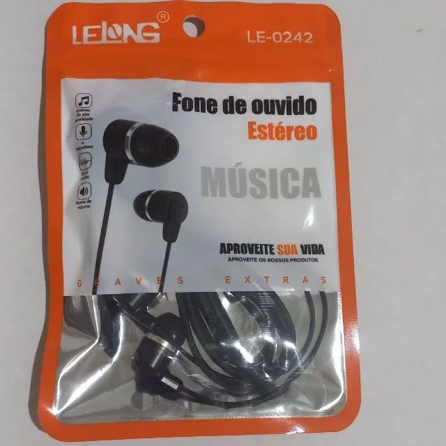 Fone de ouvido preto com fio