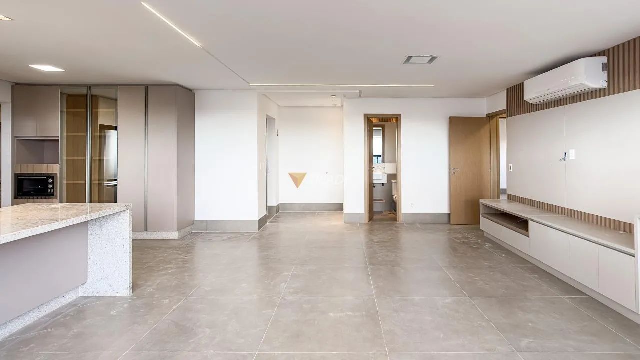Apartamento 3 suítes, com armários - Setor Bueno - Foto 2