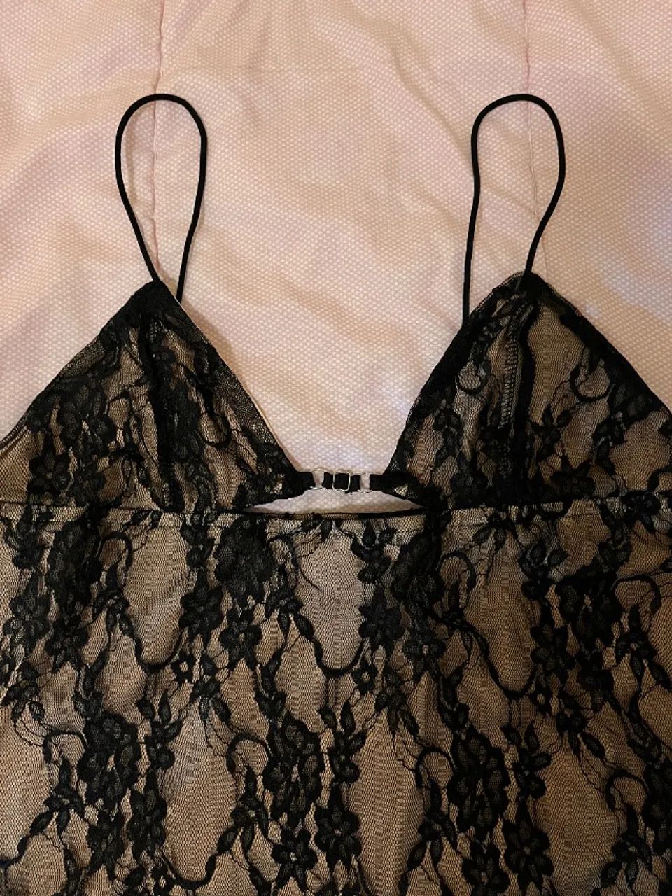 Vestido de renda belíssimo e sexy nunca usado