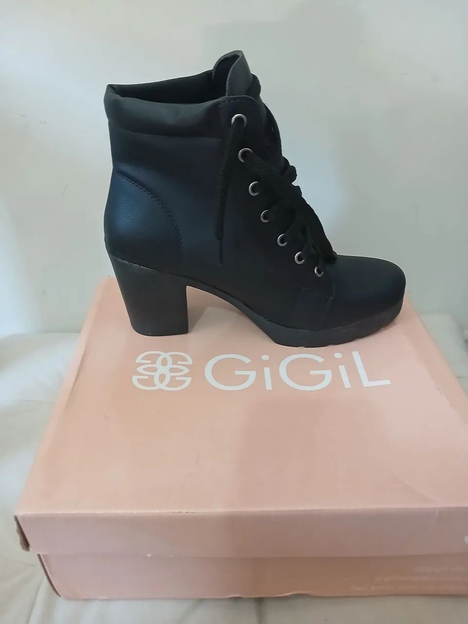Bota gigil nunca usada 