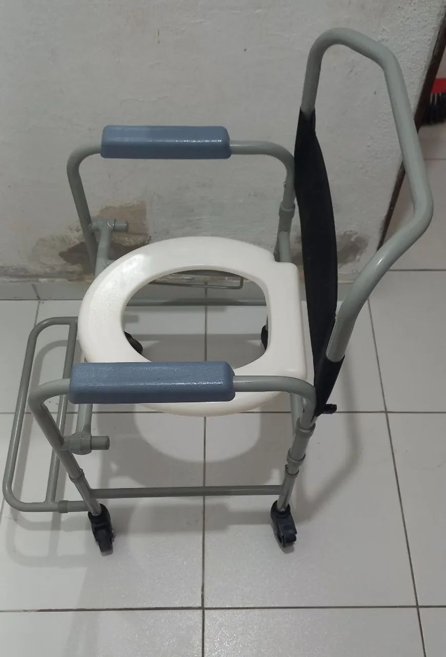 Cadeira de banho  - Foto 2