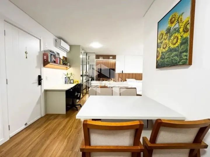 STUDIO MOBILIADO COM VAGA COBERTA E LAZER COMPLETO NO SACO DOS LIMÕES