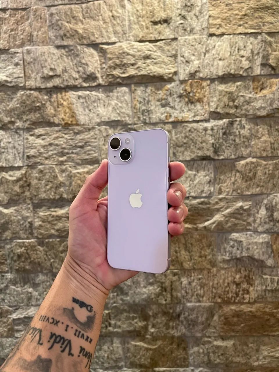 iPhone 14 