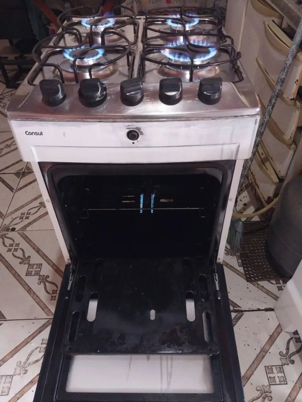 Fogão automático funciona perfeitamente valor 350 