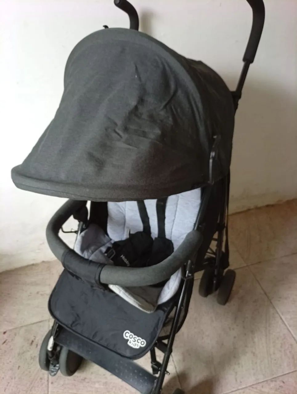 Carrinho de Bebê -  Cosco, preto mescla. - Foto 2