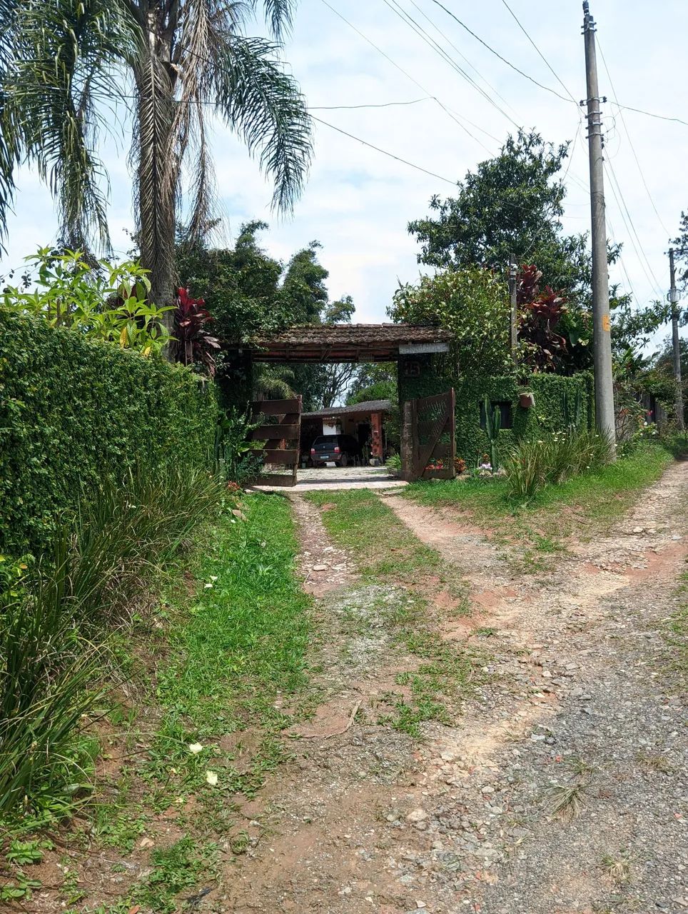 Chácara em estrada do 15, Marsilac.