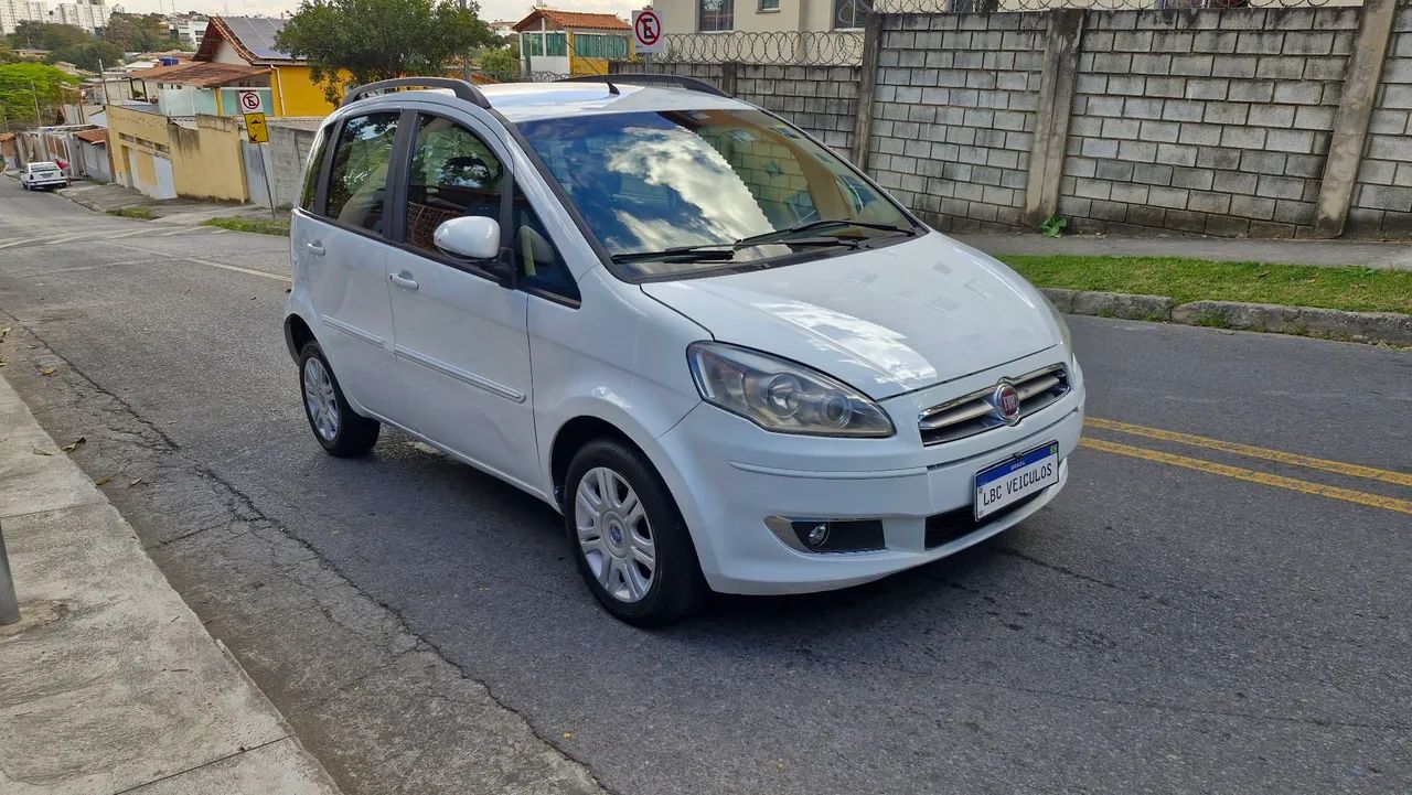 Fiat Idea Attractive 1.4 Fire Flex 8V 5P 2015 - Foto 5