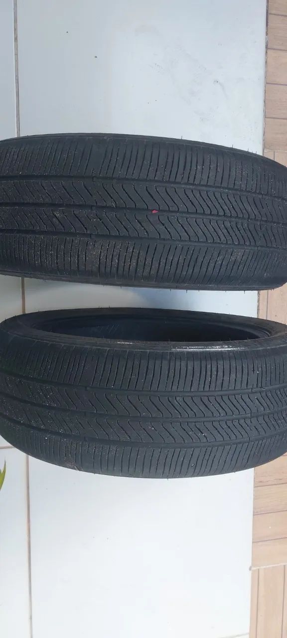 Pneus semi novos