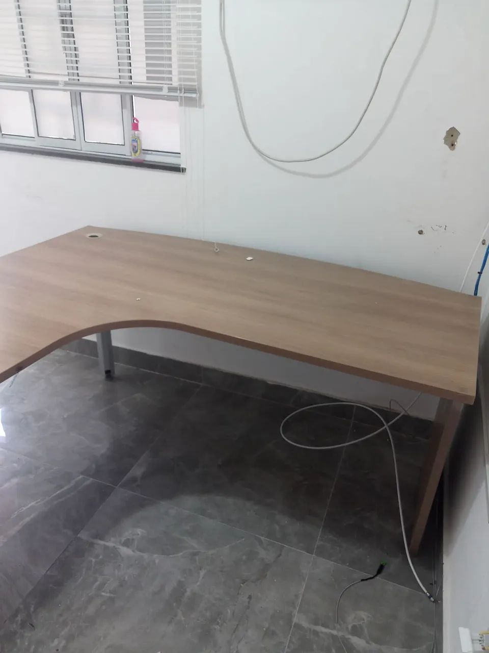 Mesa para escritório 165 por 165 nova - Foto 4
