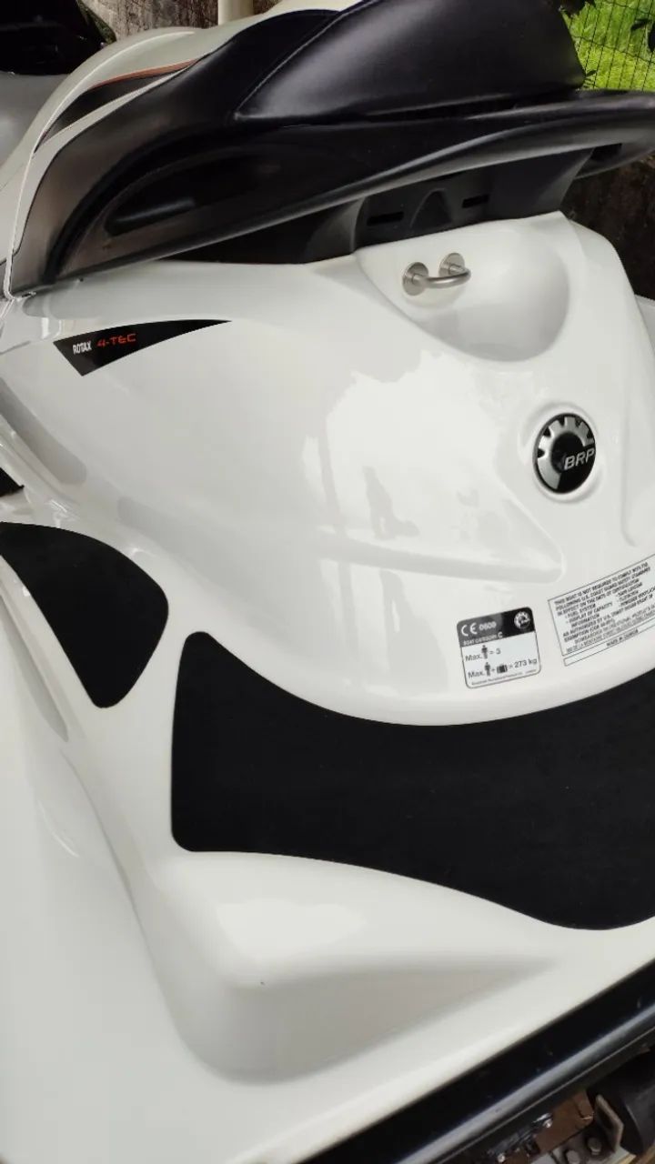 JET-SKI SEADOO GTI 130 2010 - Foto 5