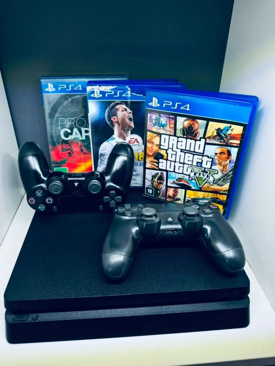 PlayStation 4 1TB - 2 controles e caixa original. - Foto 3