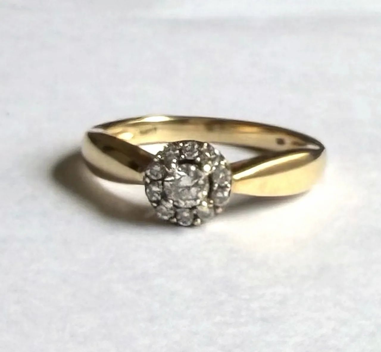 Anel de Ouro 14K com Diamantes - Foto 2