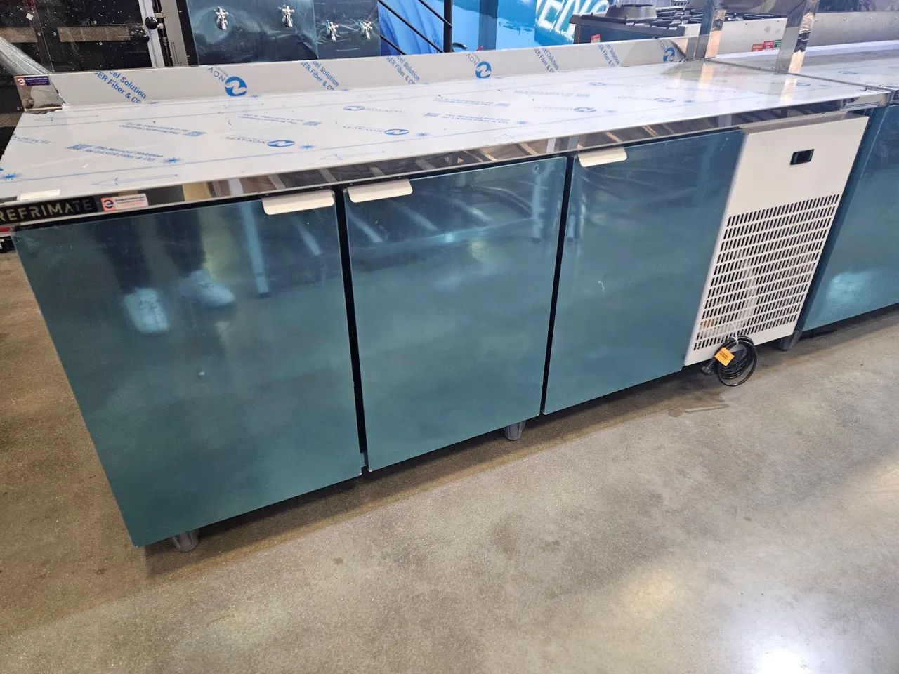 balcão de serviço refrigerado inox 2 metros
