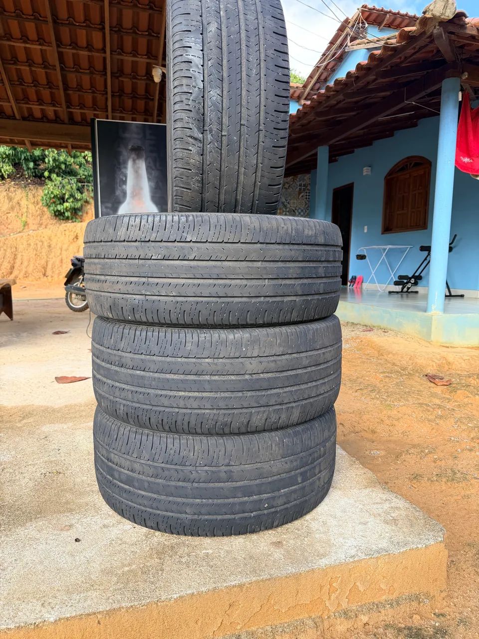 Vendo pneus 265/50/20 Goodyear  - Foto 3