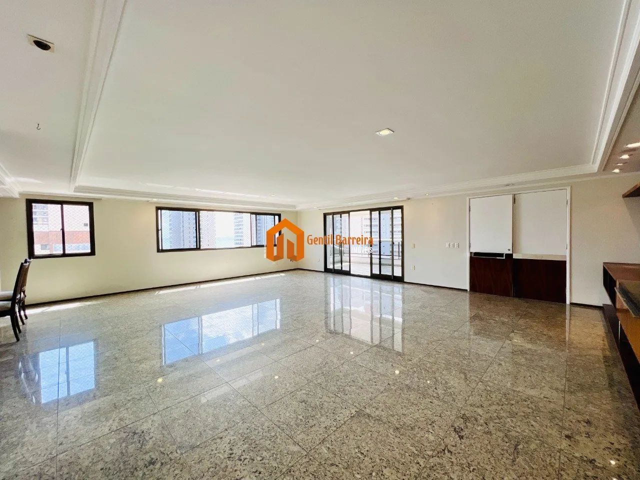 230m² | 4 suítes | DCE | 4 vagas | Nascente - Foto 2