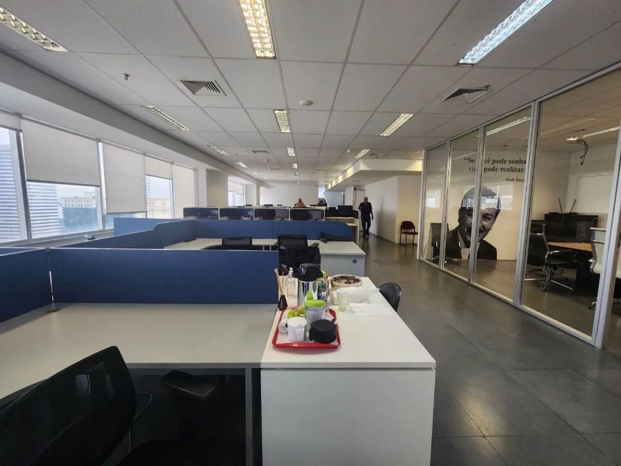 Sala Mobiliada para Locação!