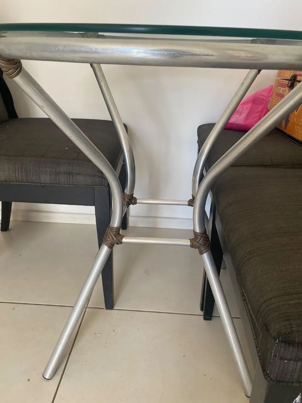 Vendo cadeira de varanda - Foto 2