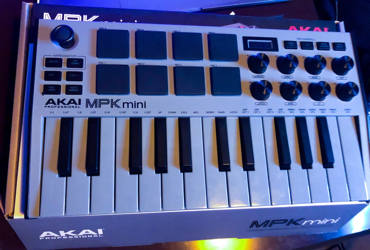 Akai MPK Mini mk3 - Instrumentos musicais - Eldorado, Diadema