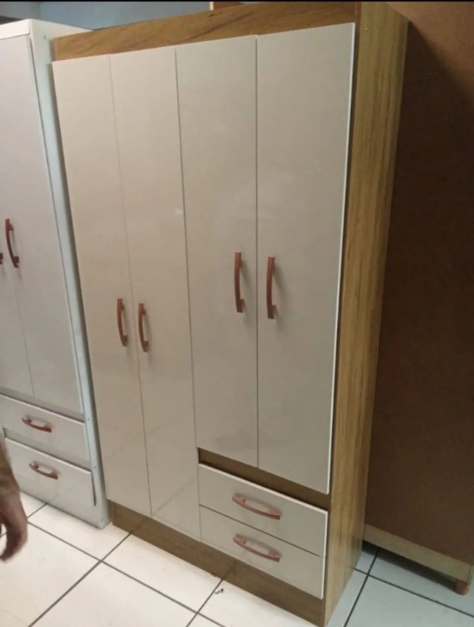 GUARDA-ROUPA COMPACTO - PERFEITO PARA QUARTOS PEQUENOS - Foto 3